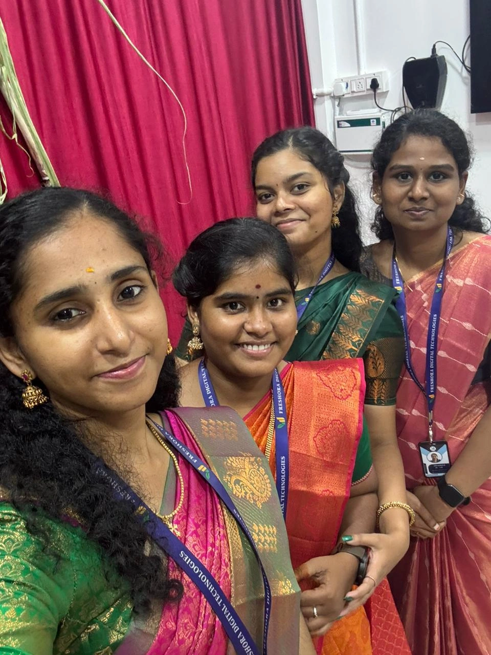 Elegant Moments – Freshora Team